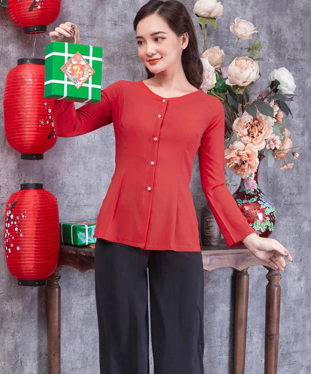 Áo Bà Ba Nữ Màu Đỏ Tay Dài Phối Quần Đen - ảnh 2