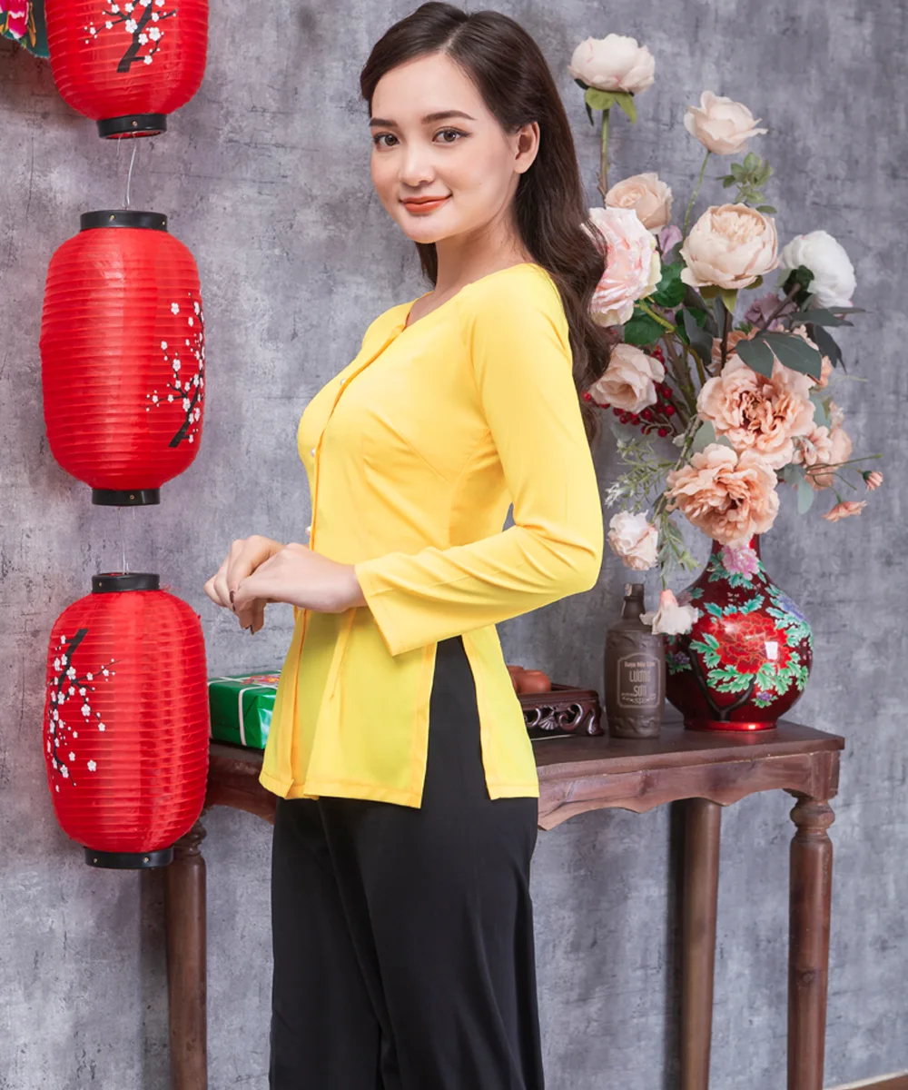 Áo Bà Ba Nữ Màu Vàng Tay Dài Phối Quần Đen - ảnh 2
