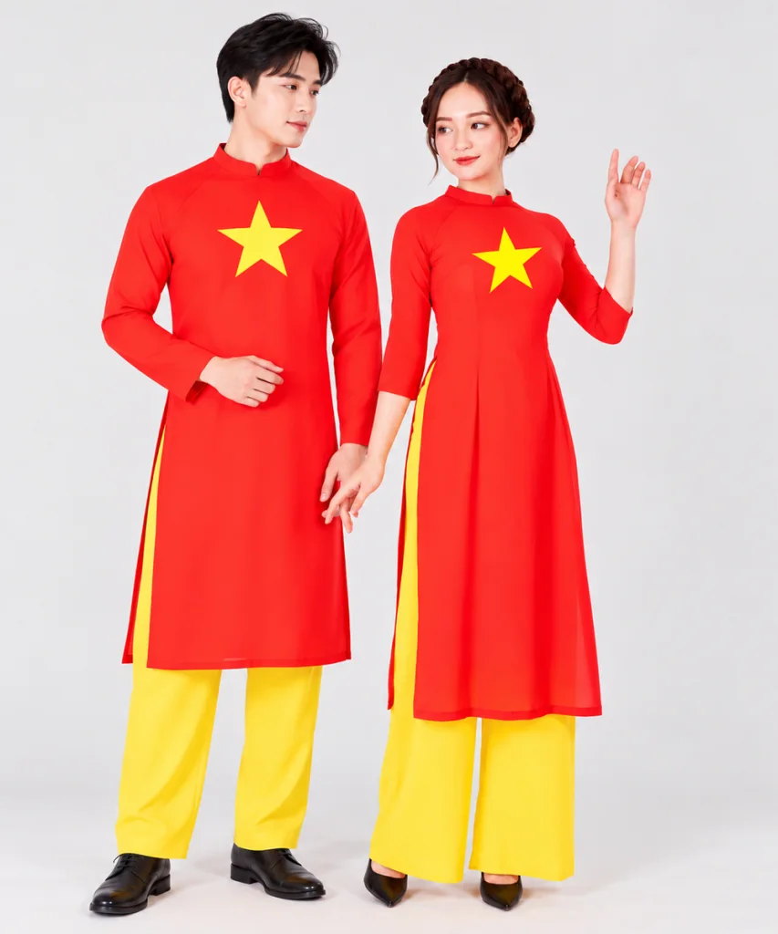 Áo Dài Cờ Đỏ Sao Vàng Nam Nữ Cách Tân In Ngôi Sao Vàng Trước Ngực